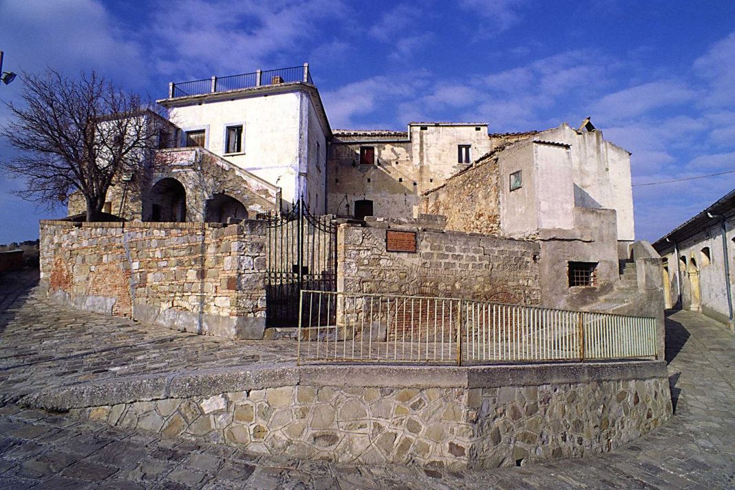 Aliano