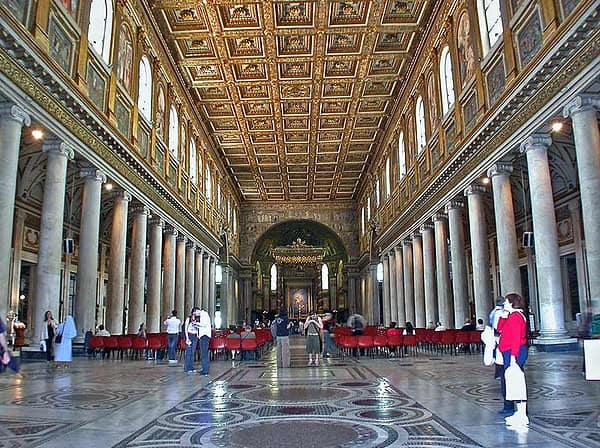 Santa Maria Maggiore a Roma, interno.