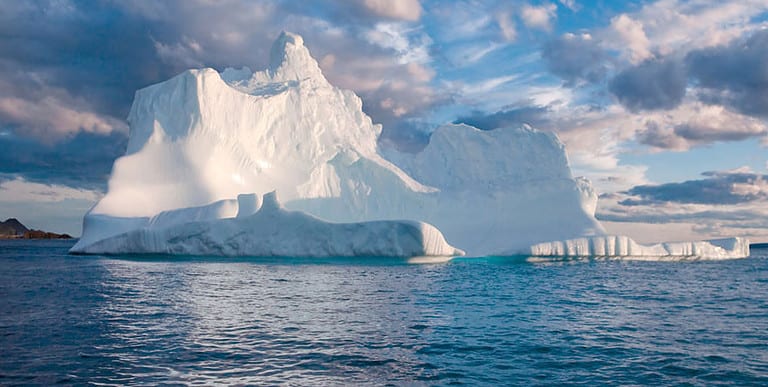 Iceberg: cosa sono e perché galleggiano