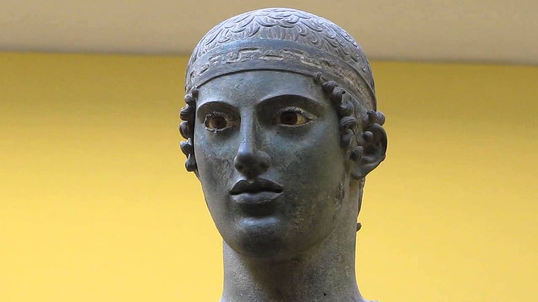 auriga di delfi storia e descrizione