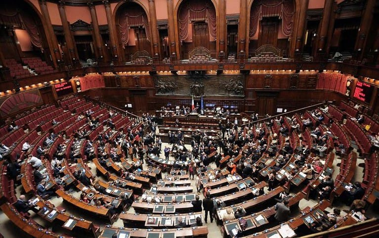 la legge e i tipi di legge, spiegato semplice