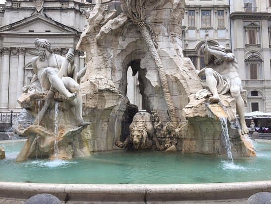 Gian Lorenzo Bernini, La fontana dei fiumi,1648-1651, travertino. Roma, Piazza Navona