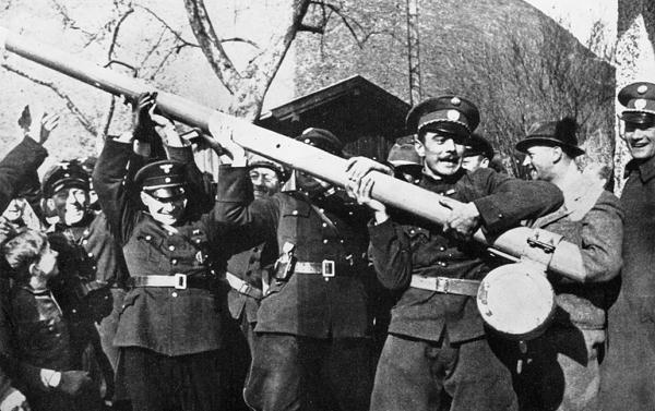 Anschluss, 12 marzo 1938: annessione dell'Austria alla Germania