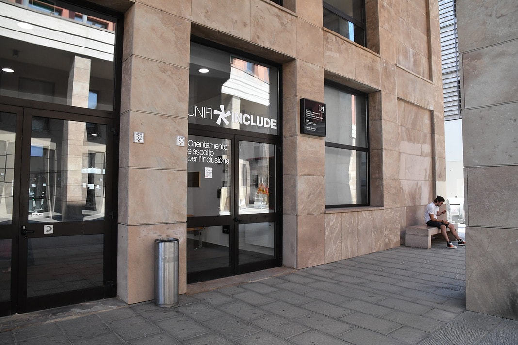 all'Università di Firenze è più facile richiedere il permesso di soggiorno per studenti Extra-UE