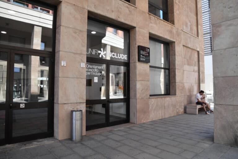 all'Università di Firenze è più facile richiedere il permesso di soggiorno per studenti Extra-UE