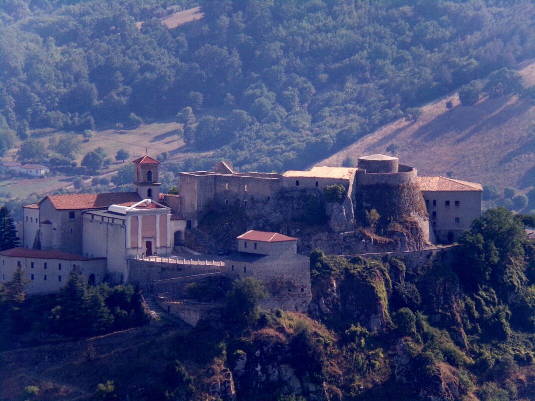 Incastellamento medievale