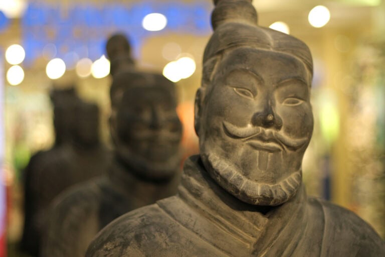 Qin Shi Huangdi, il primo imperatore cinese