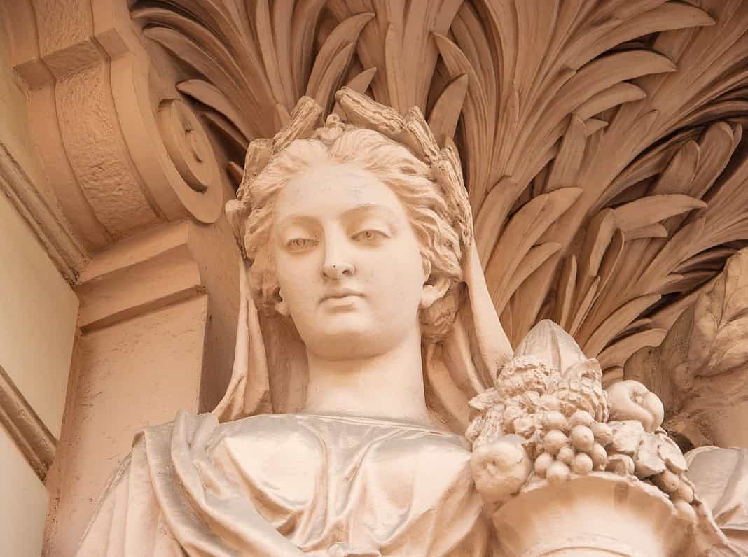 Demetra dea dell'agricoltura